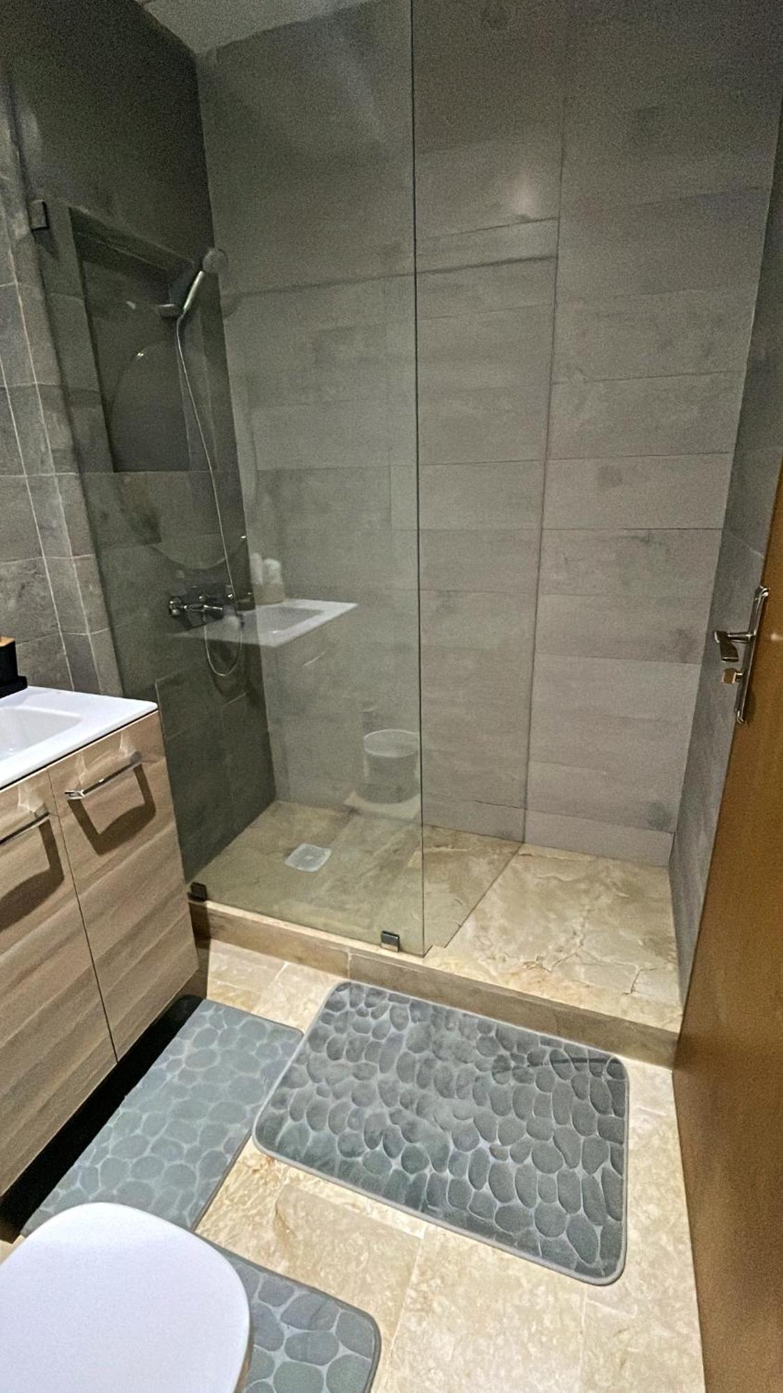 Elegant Appartement Avec Un Acces Piscine Jardin Parking Sous-Sol Et Wifi Haut Debit Fibre Optique Tanger Exteriör bild