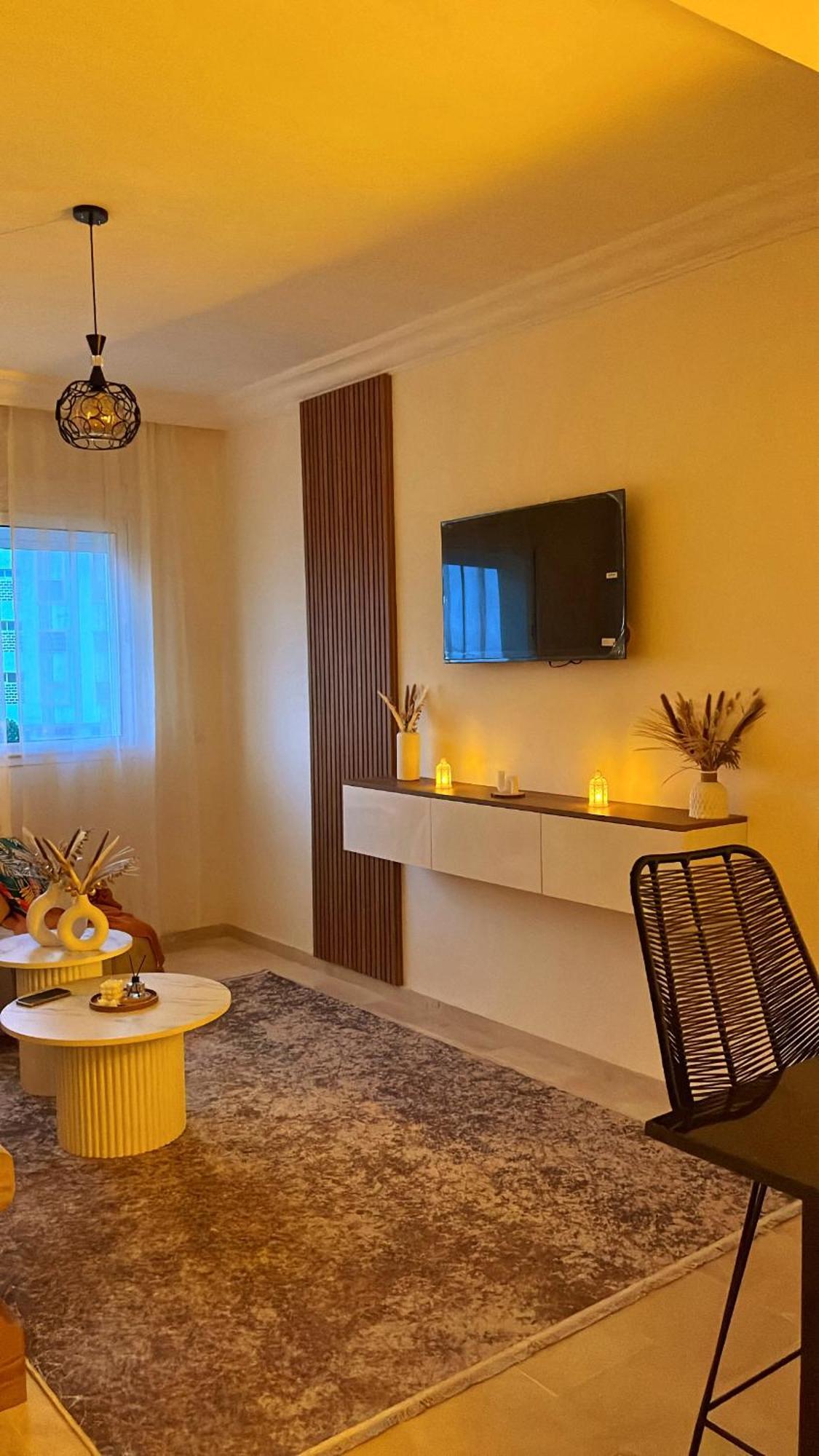 Elegant Appartement Avec Un Acces Piscine Jardin Parking Sous-Sol Et Wifi Haut Debit Fibre Optique Tanger Exteriör bild