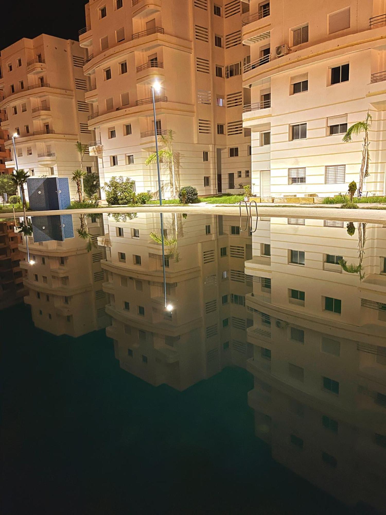 Elegant Appartement Avec Un Acces Piscine Jardin Parking Sous-Sol Et Wifi Haut Debit Fibre Optique Tanger Exteriör bild