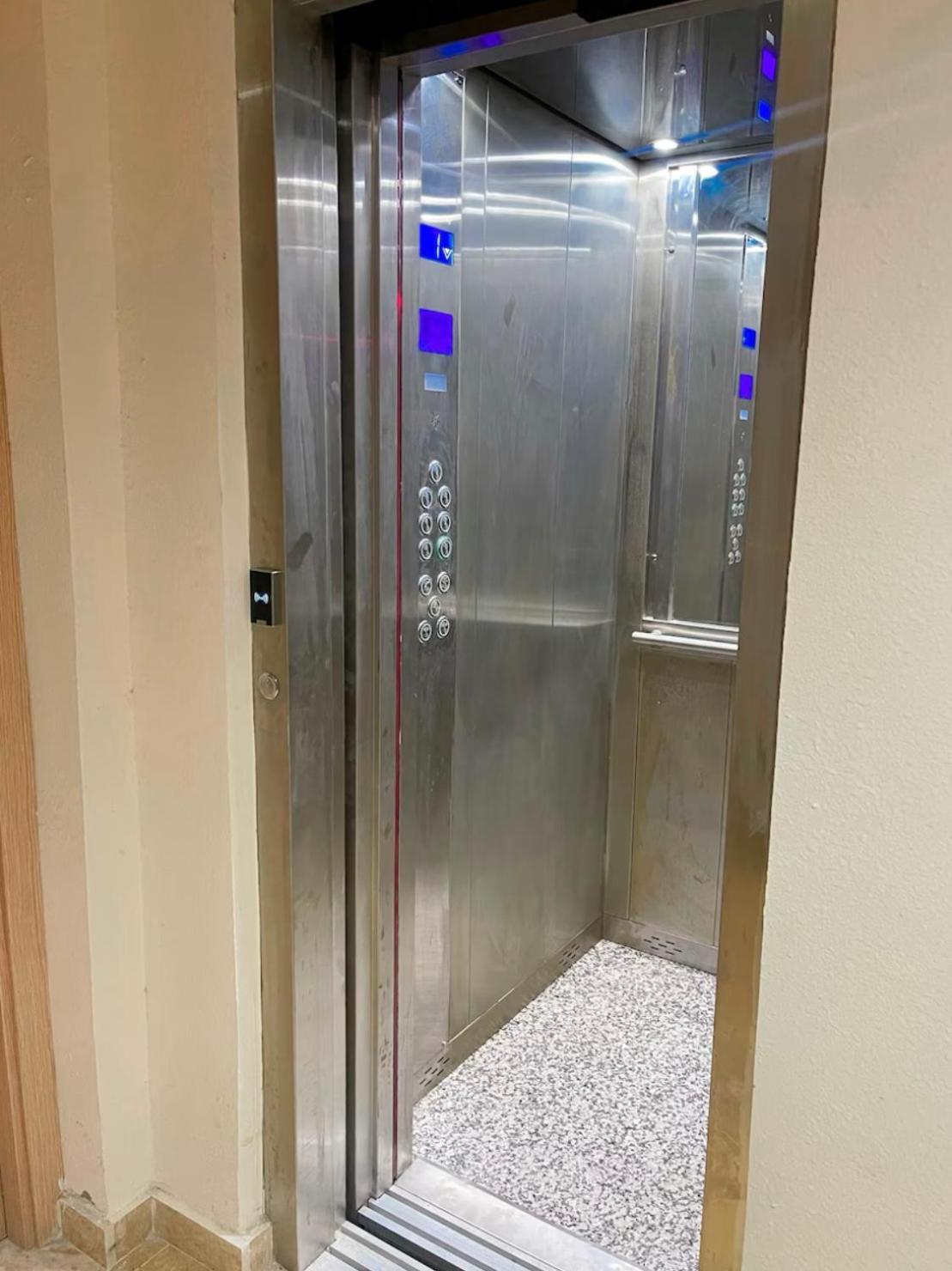 Elegant Appartement Avec Un Acces Piscine Jardin Parking Sous-Sol Et Wifi Haut Debit Fibre Optique Tanger Exteriör bild